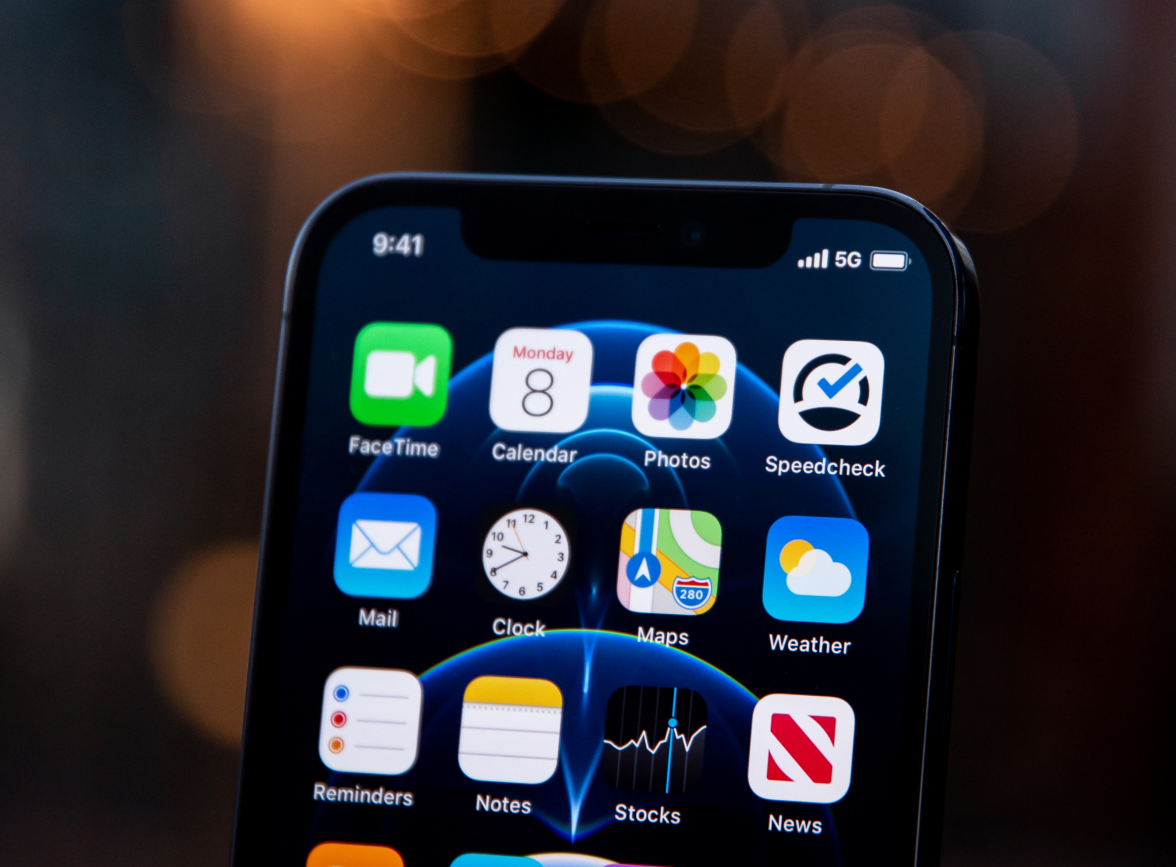 辉县苹果手机维修分享为什么 iPhone 12 在冬季会自动关机 